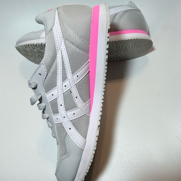 ASICS Women’s Size 8 Gray Pink Sneakers Excellent Condition - Picture 4 of 7